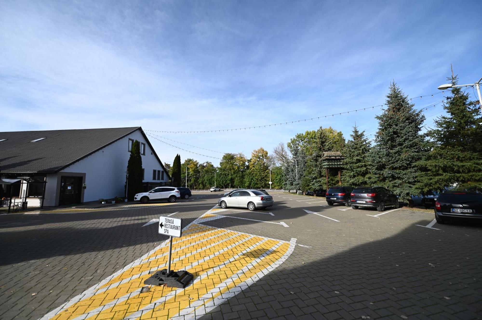 Conacul Domnesc Hotel Scheia Exterior photo