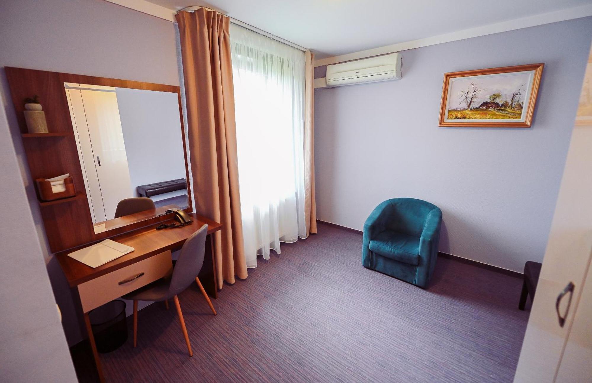 Conacul Domnesc Hotel Scheia Exterior photo