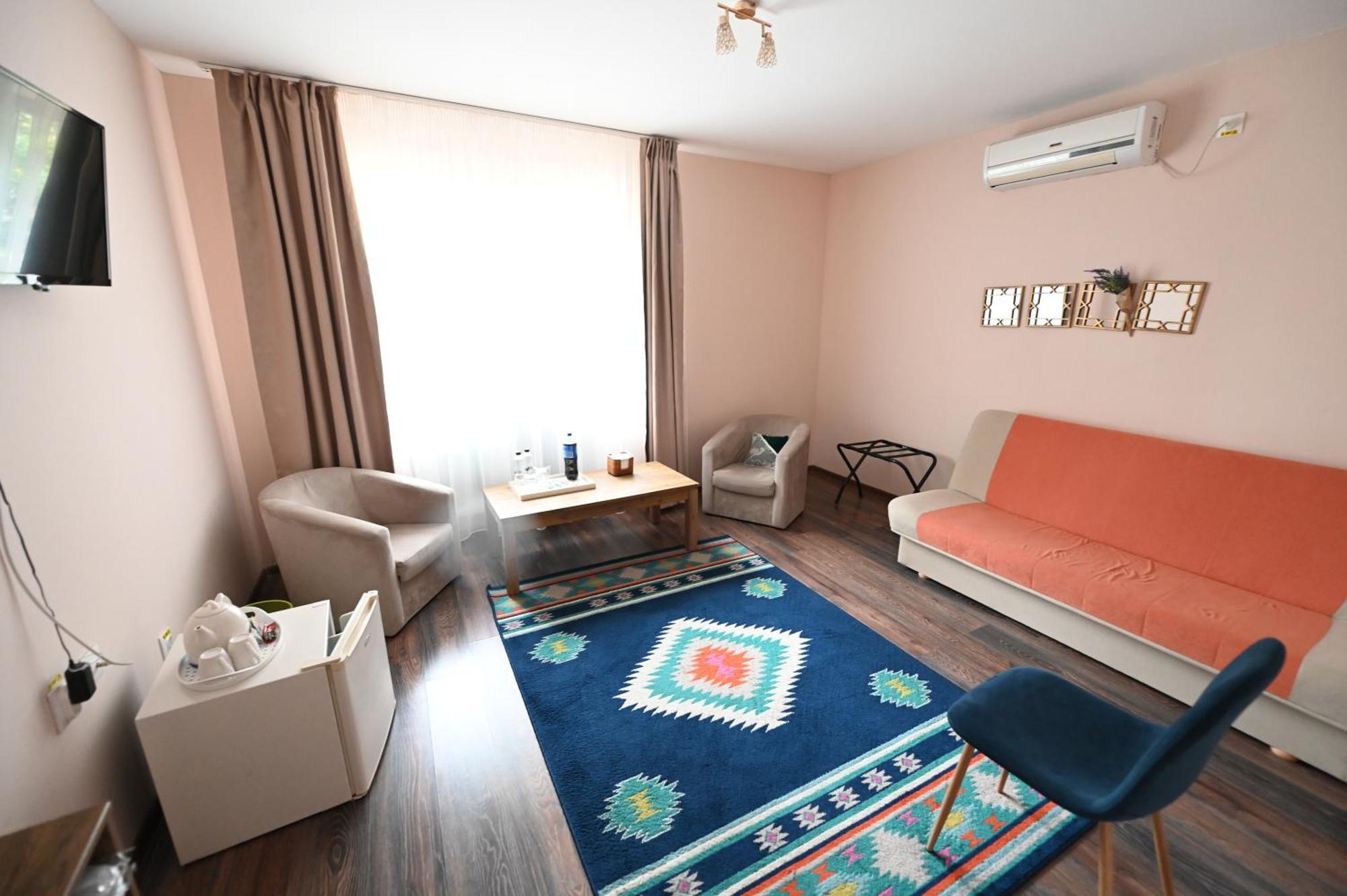 Conacul Domnesc Hotel Scheia Exterior photo